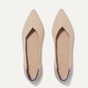 Rothy’s the point size 11